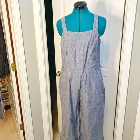 GAP Chambray One Piece Sleeveless Wide Leg Capri Summer Romper Jumpsuit - Picture 14 of 16